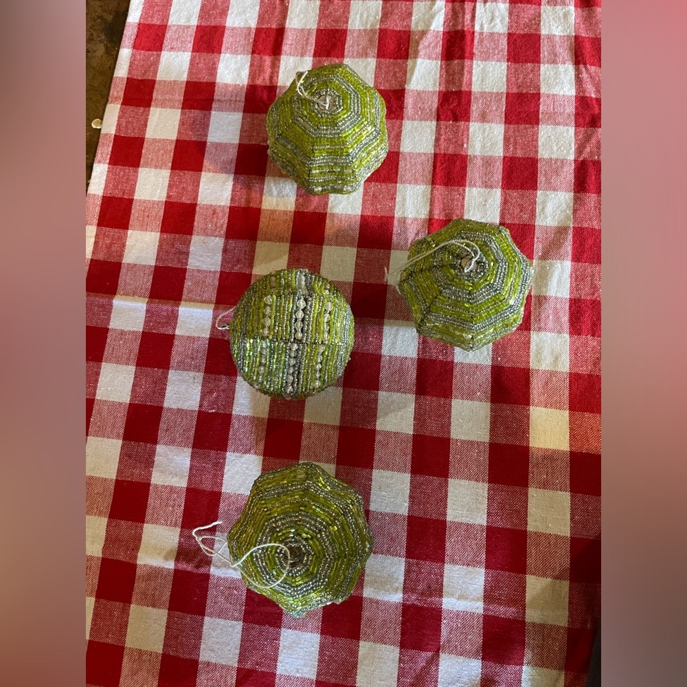Set of 4 beaded ornaments